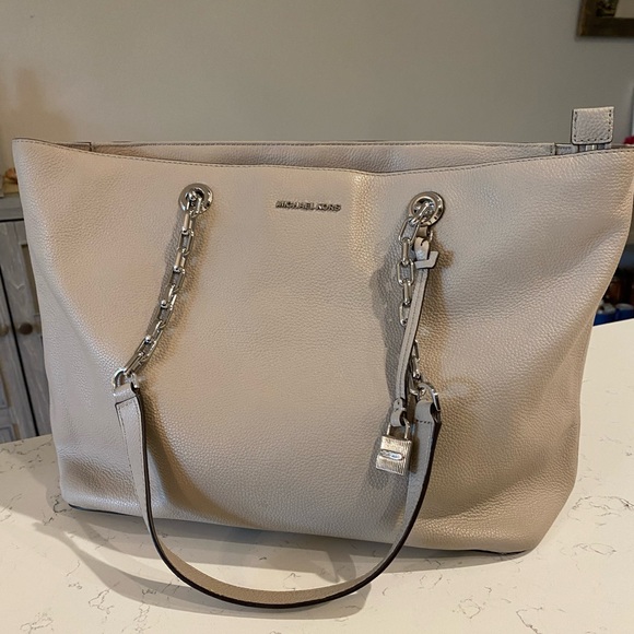 MICHAEL Michael Kors Handbags - Brand New Michael Kors Taupe Travel Tote